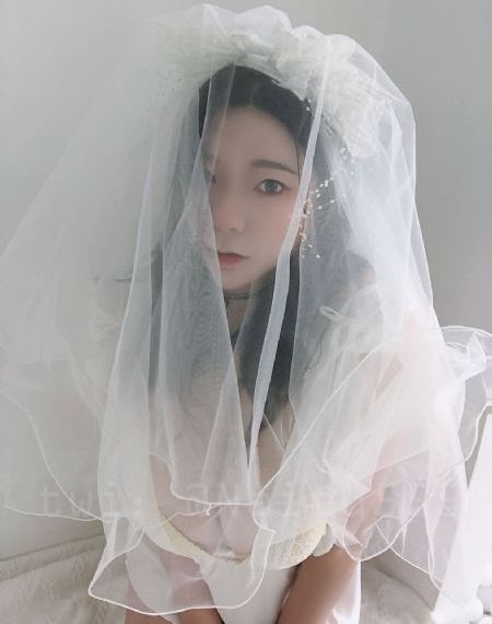 女教师与情人办公室内灵魂碰触-国语自产完整视频大全