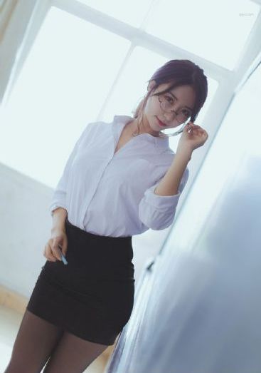 久久超碰色中文字幕超清-吉吉影院完整无删减版